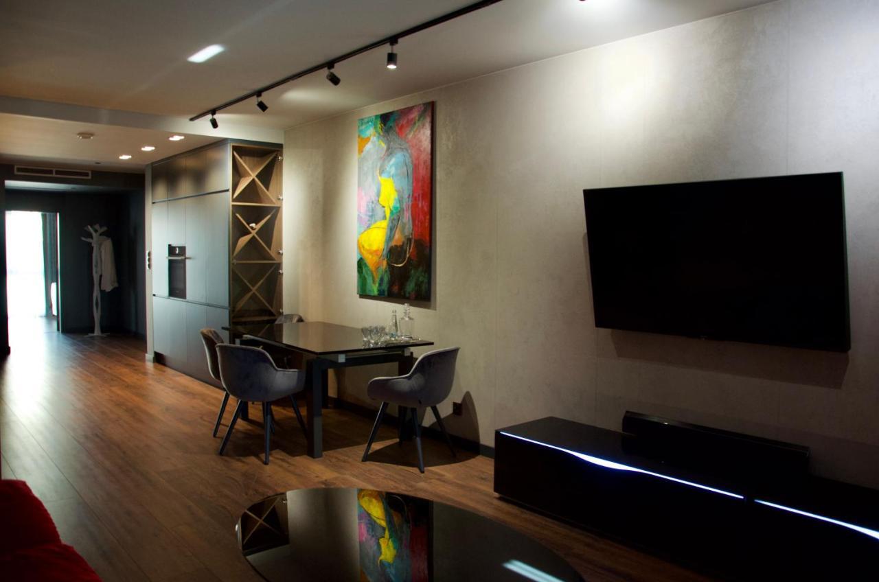 Aparts Hotel رادوم المظهر الخارجي الصورة