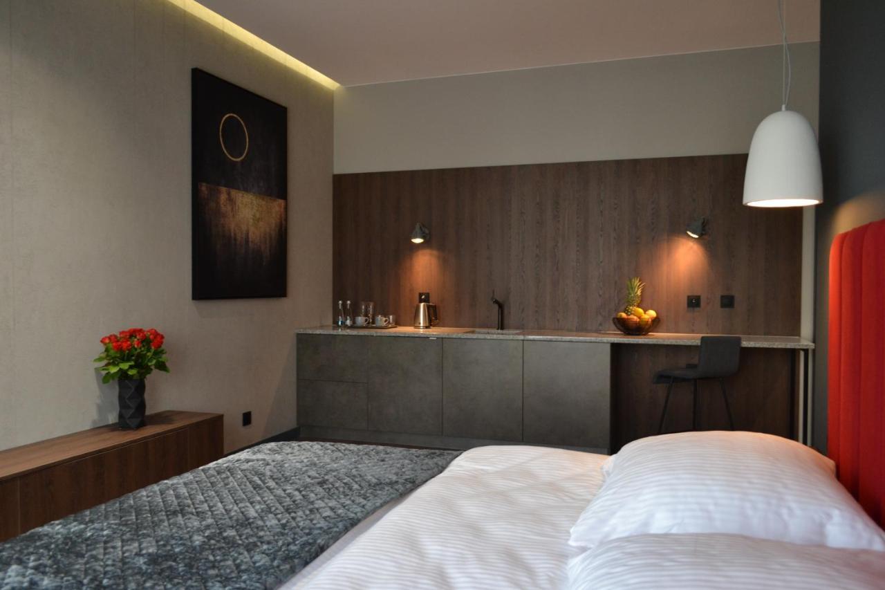 Aparts Hotel رادوم المظهر الخارجي الصورة