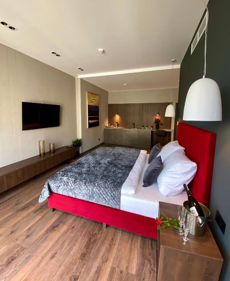 Aparts Hotel رادوم المظهر الخارجي الصورة