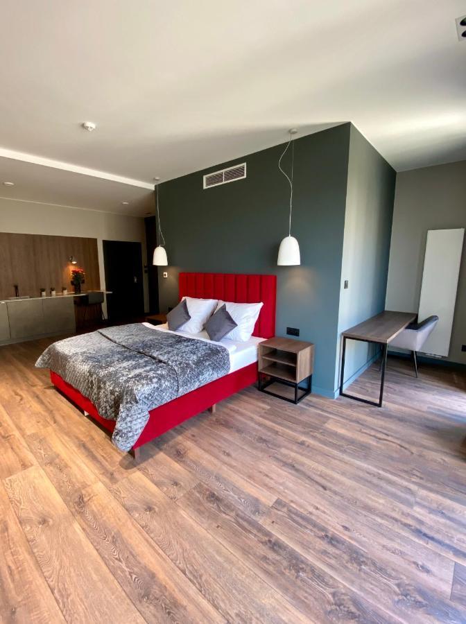 Aparts Hotel رادوم المظهر الخارجي الصورة