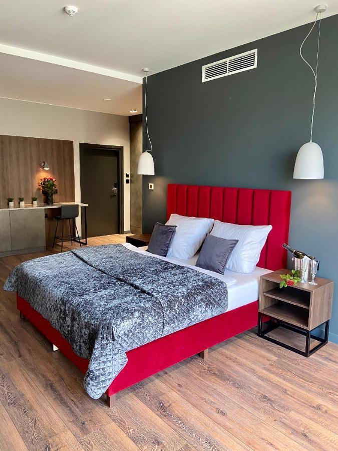 Aparts Hotel رادوم المظهر الخارجي الصورة
