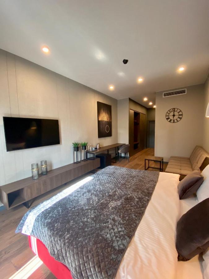 Aparts Hotel رادوم المظهر الخارجي الصورة